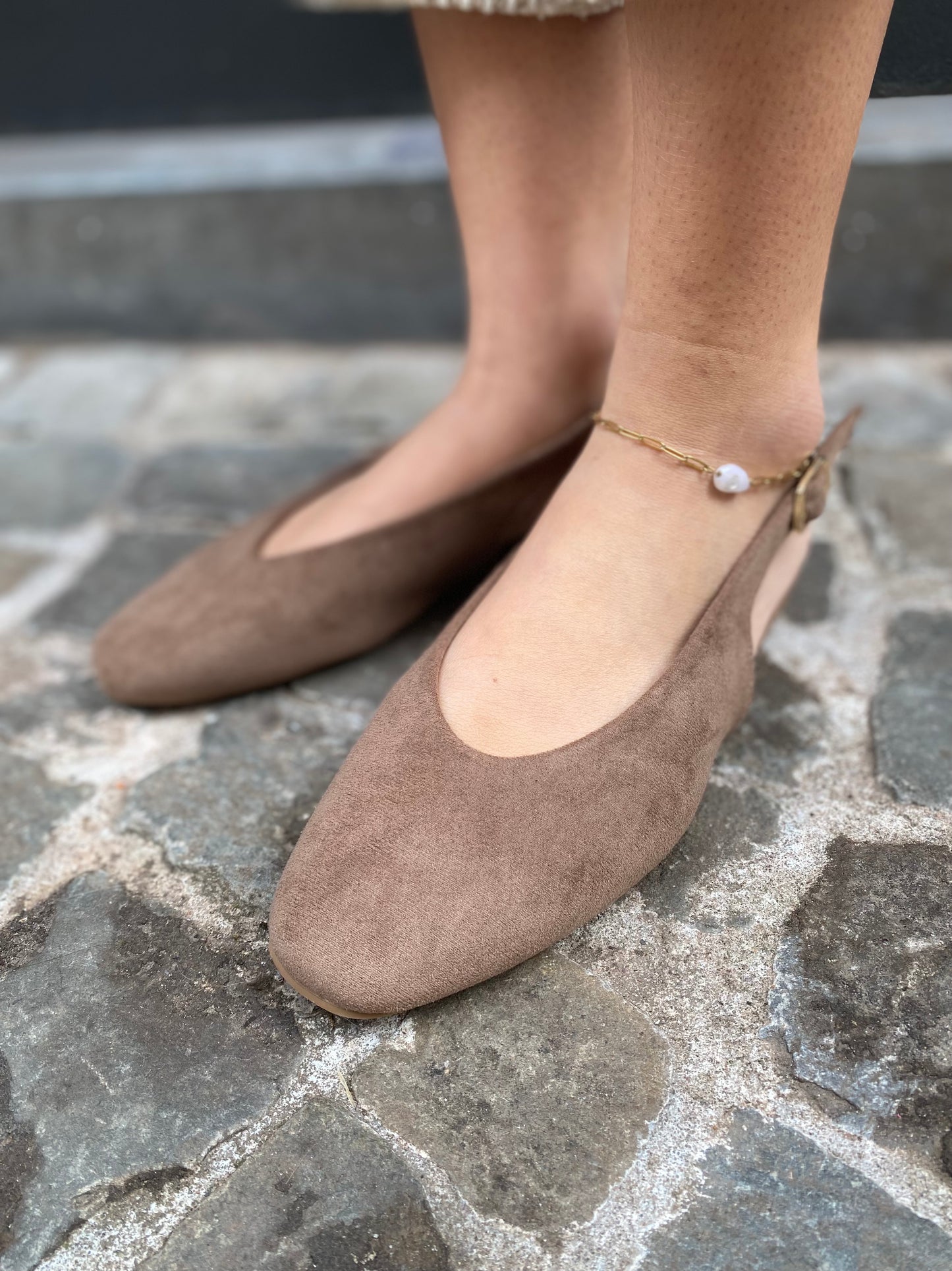 Ballerine ouverte à l'arrière