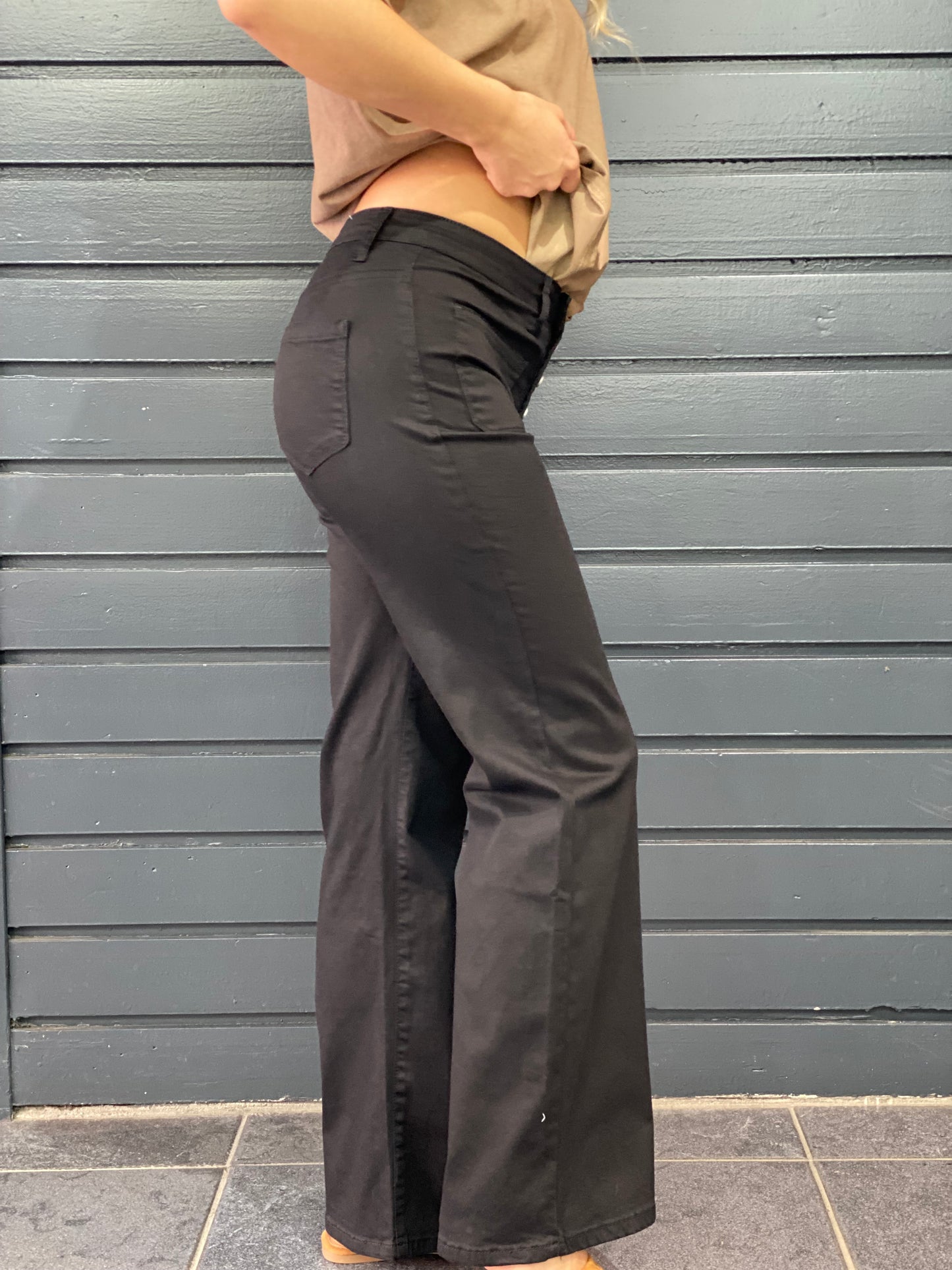 Jean Nina