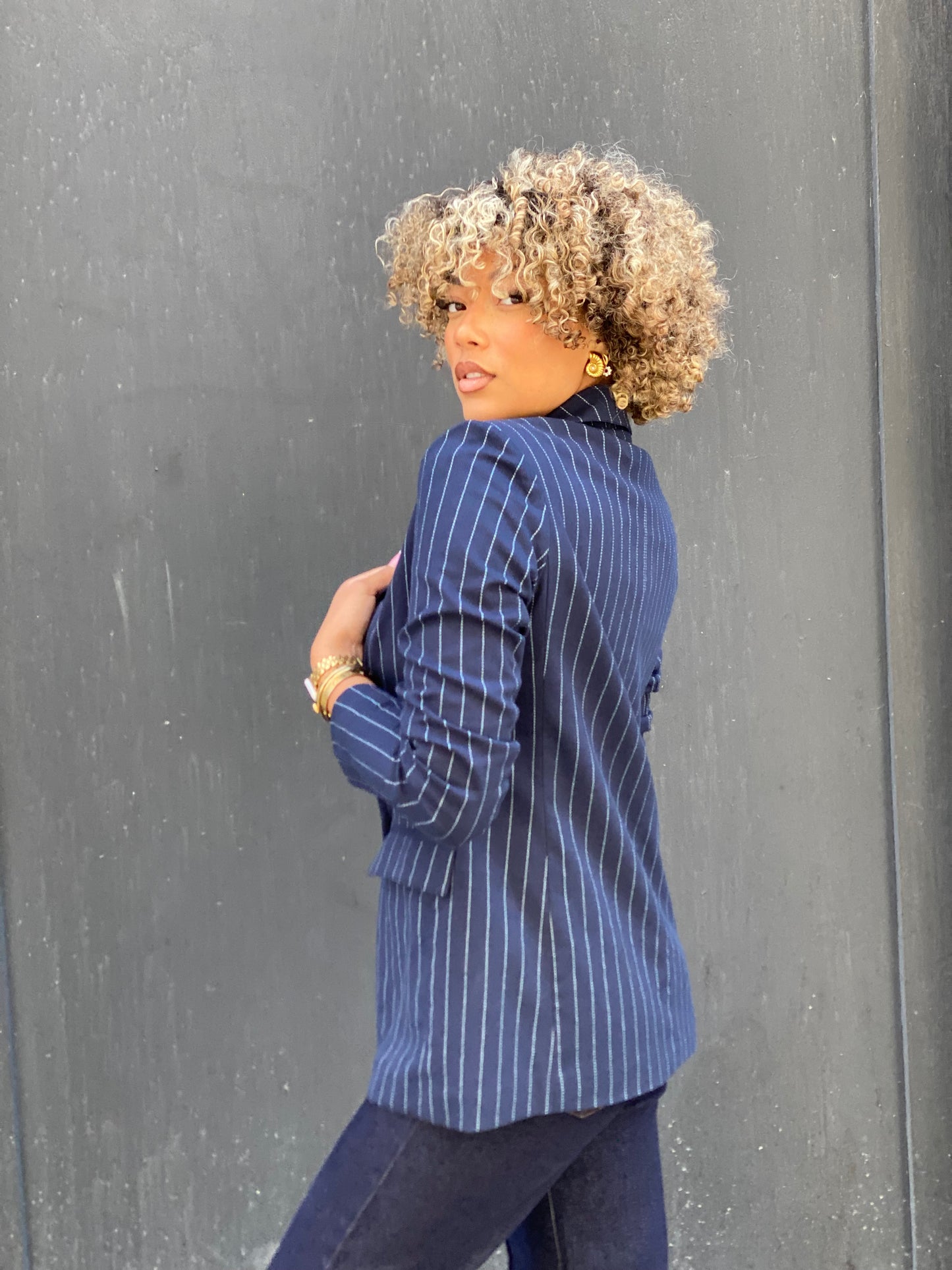 Blazer, Lina