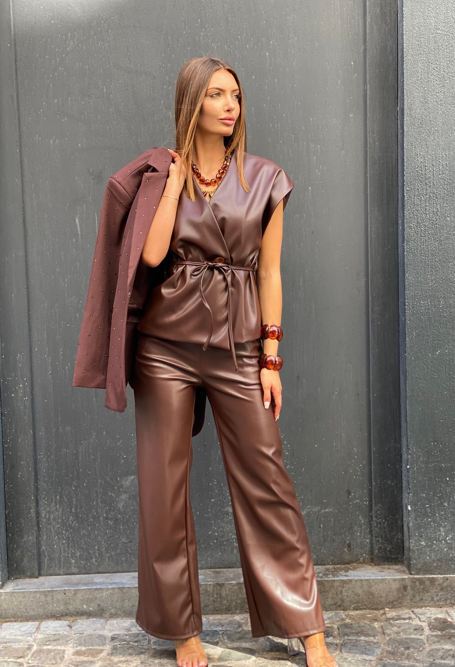 Ensemble, Solange brun