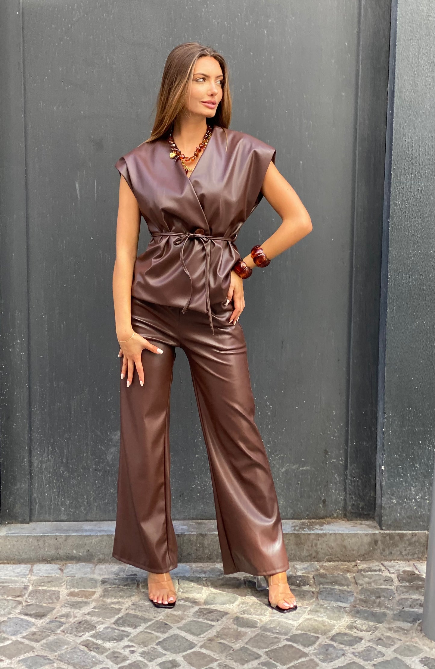 Ensemble, Solange brun