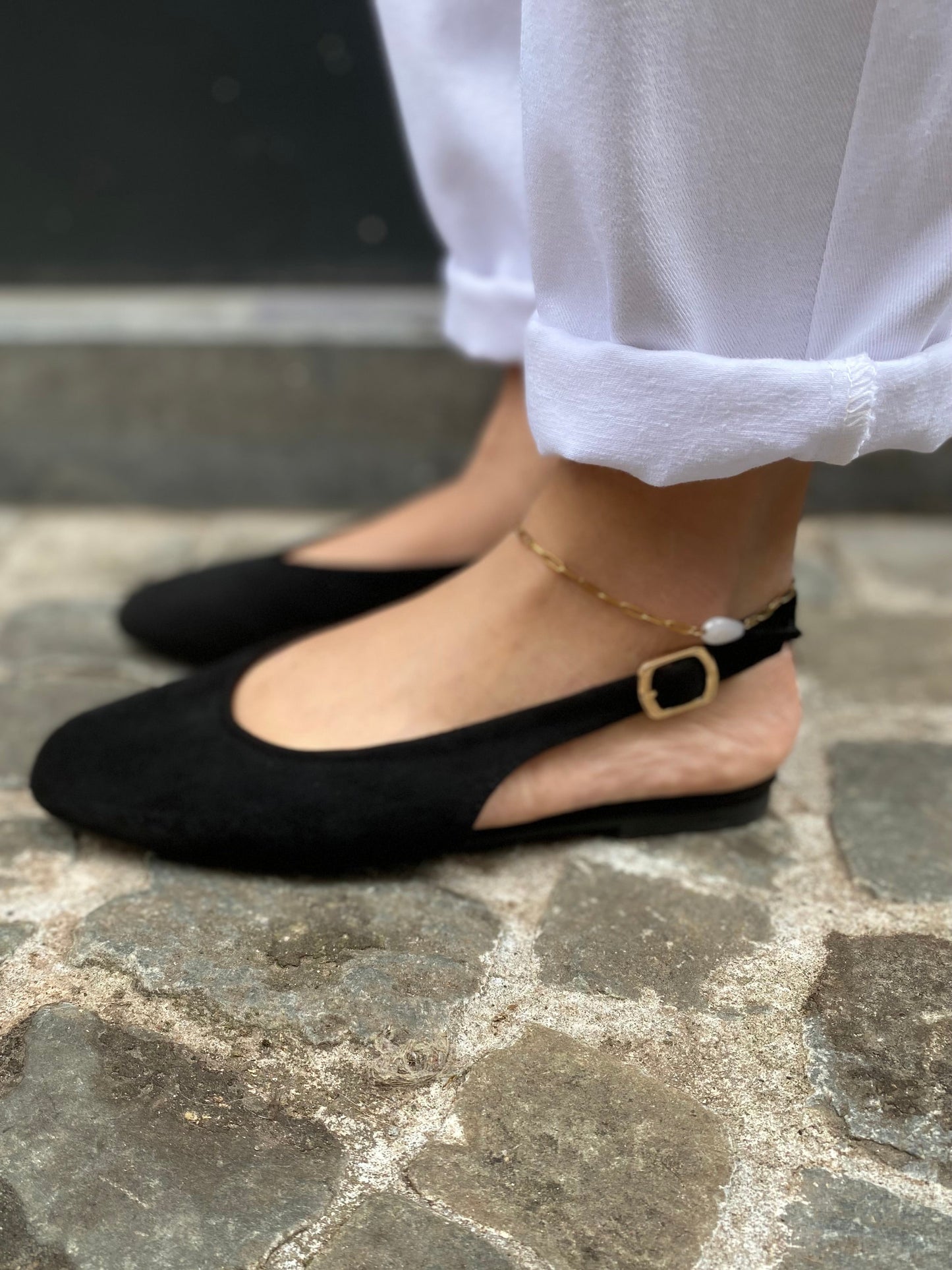 Ballerine ouverte à l'arrière