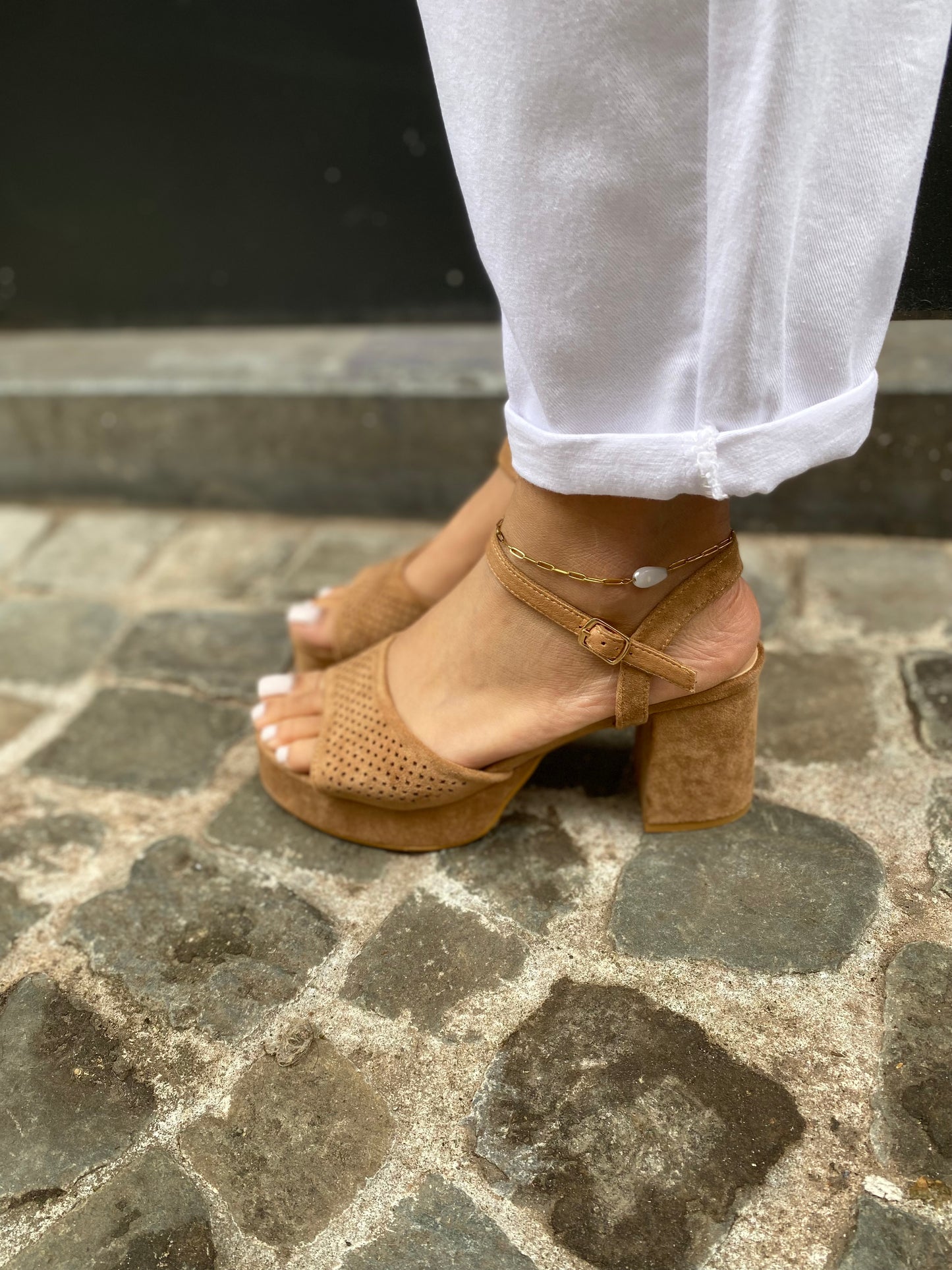 Sandales talons beige