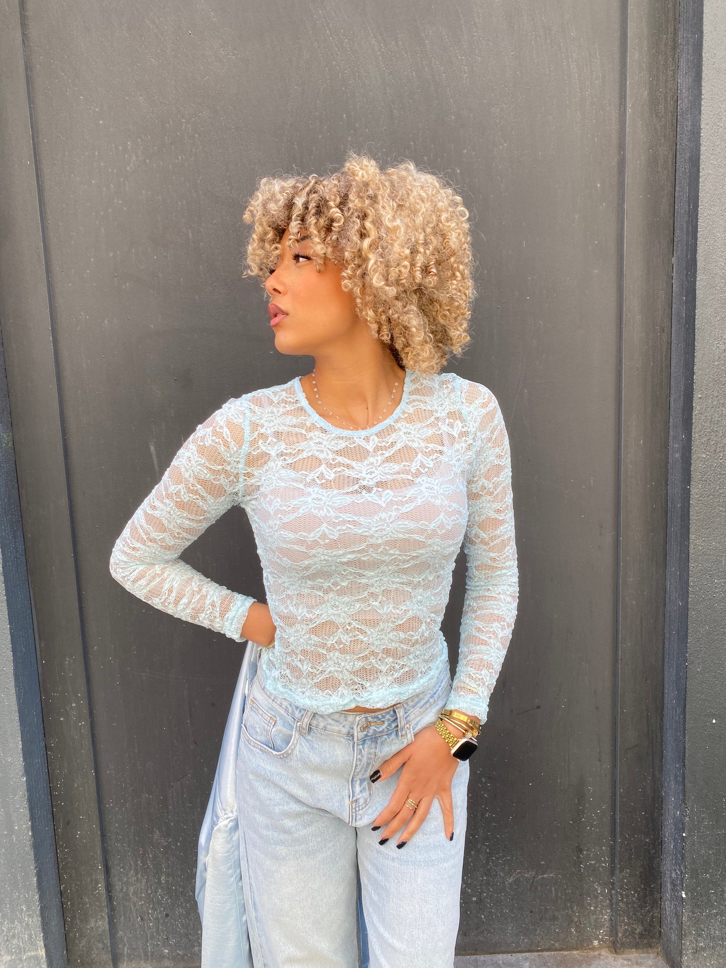 Blouse dentelle ciel