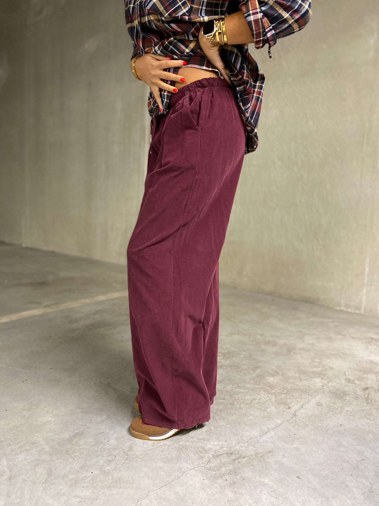 Pantalon lara velours bordeaux