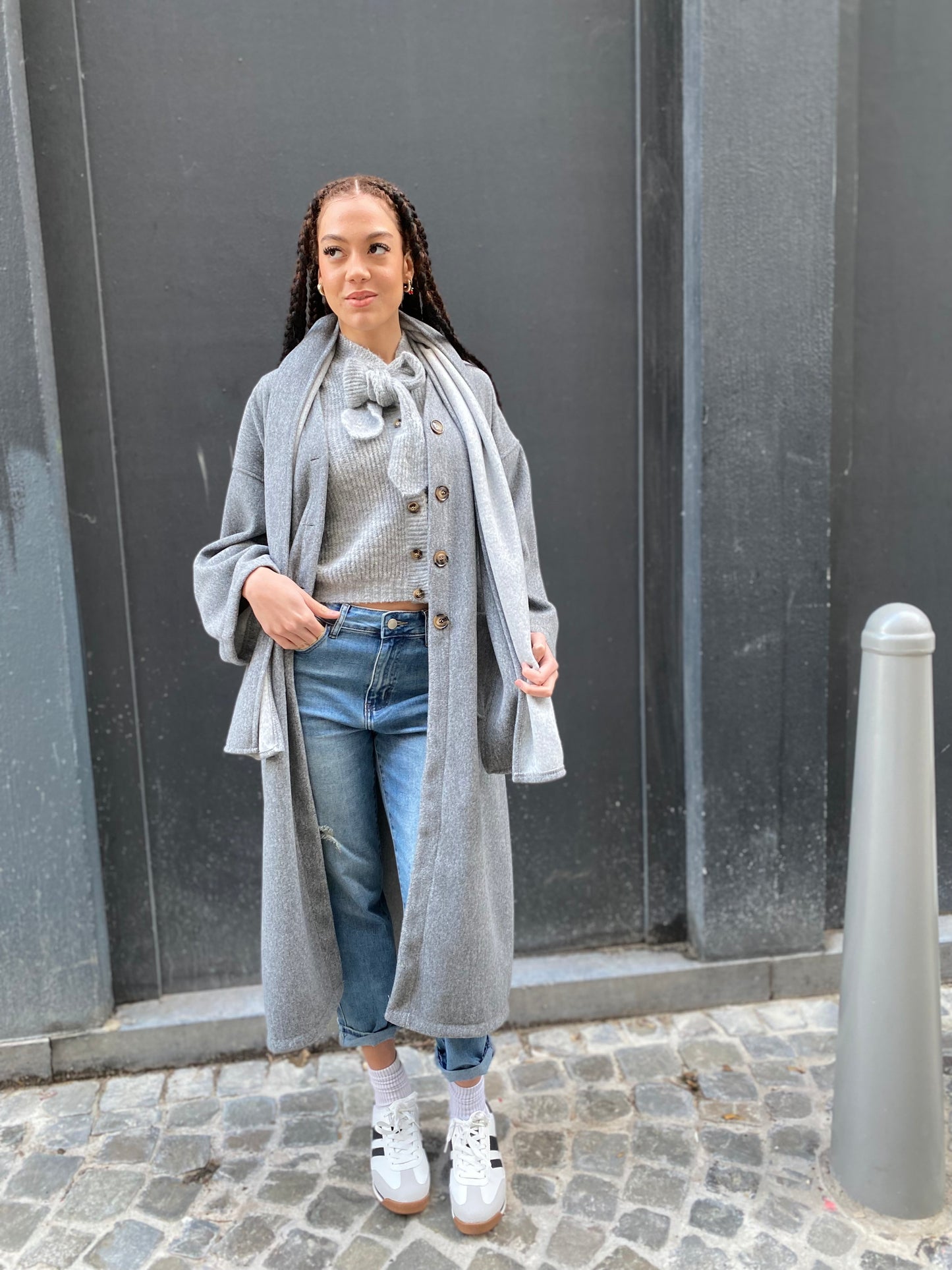 Manteau tressa gris