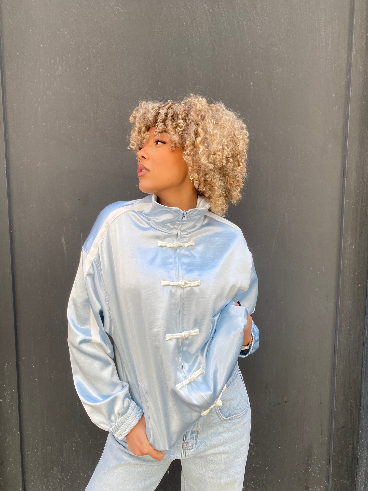 Veste satine ciel