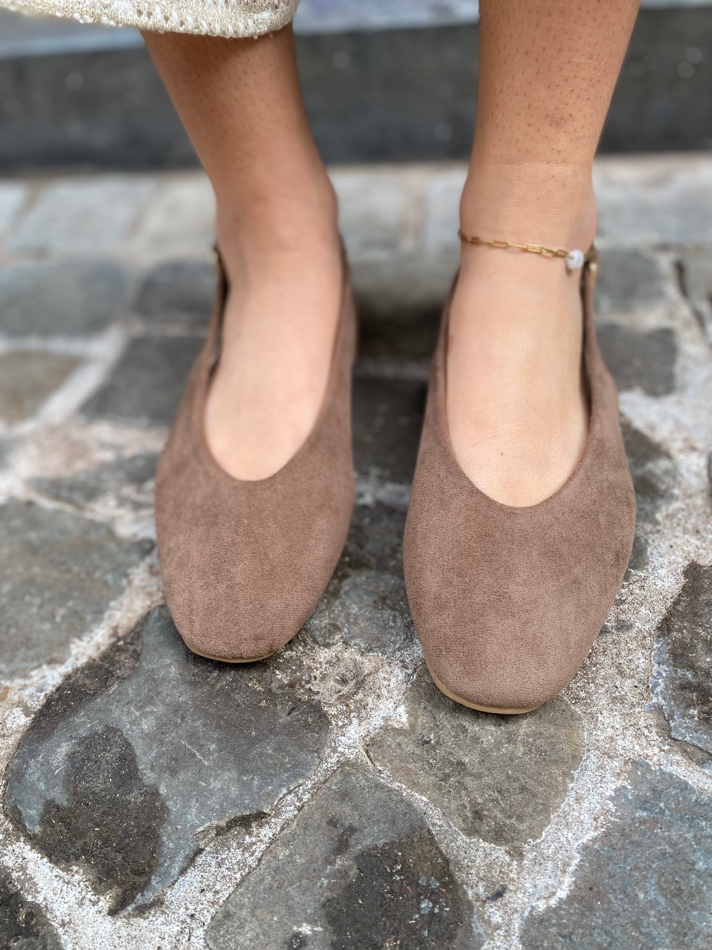 Ballerine ouverte à l'arrière