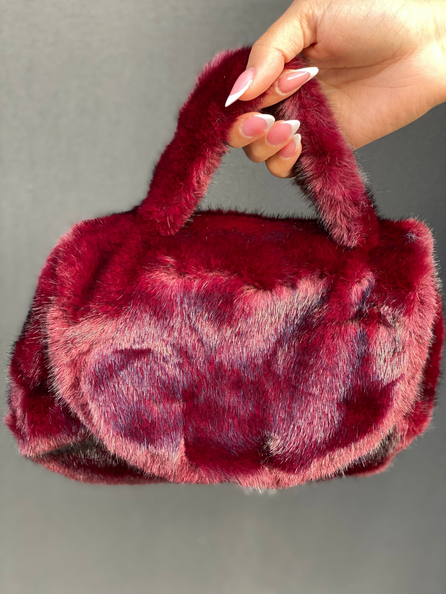 Sac fourrure bordeaux