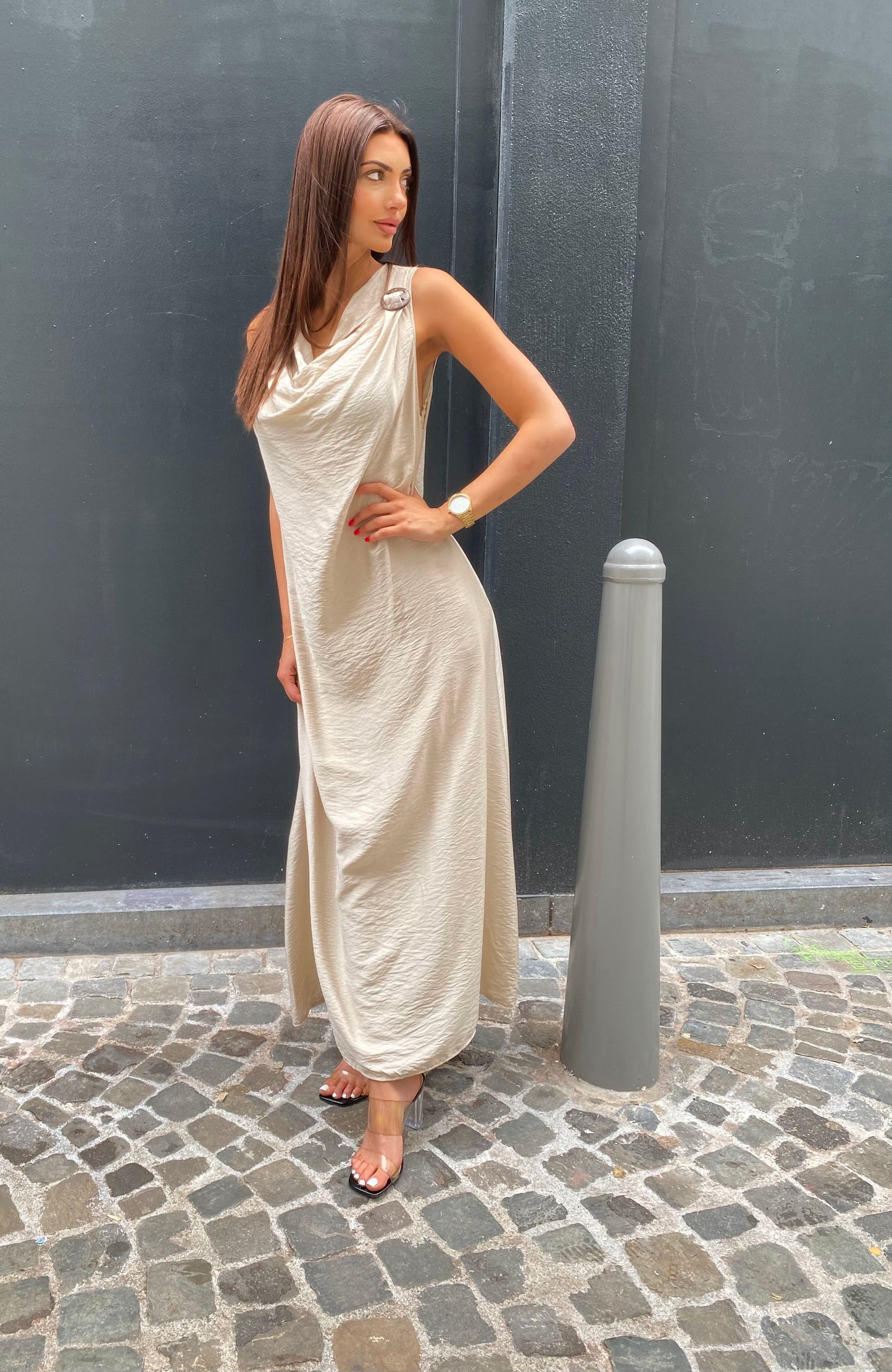 Robe Clara