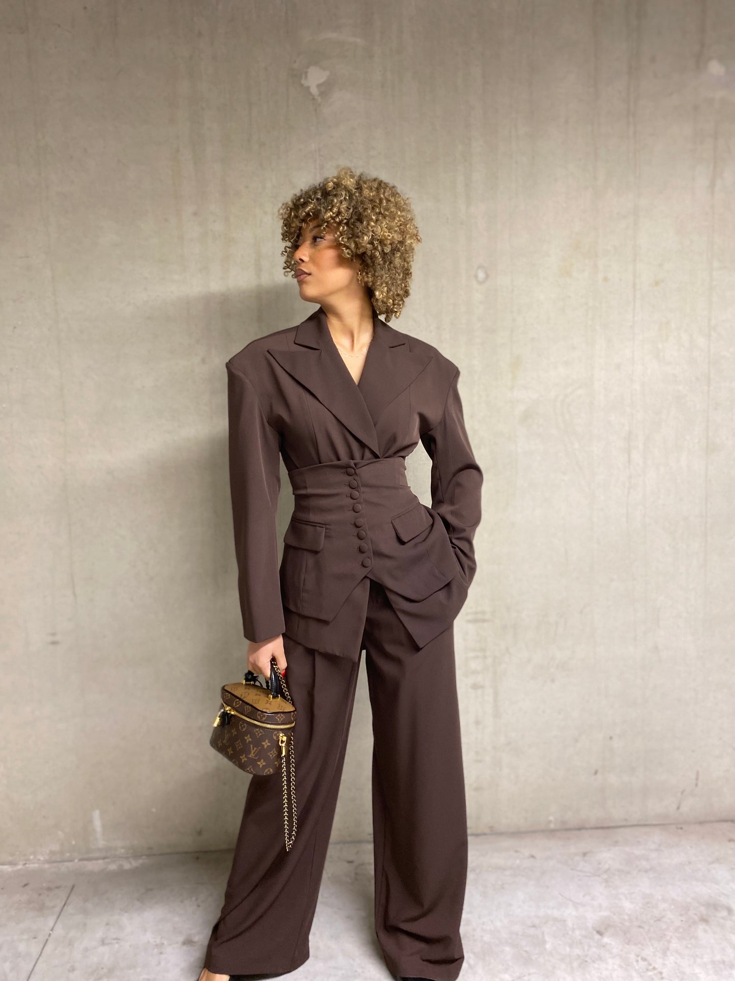 Ensemble tailleur, trois pièces Kenza  chocolat