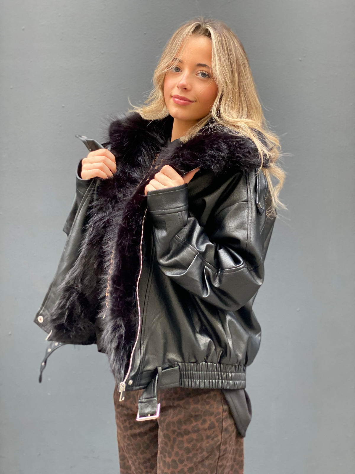 Veste juju