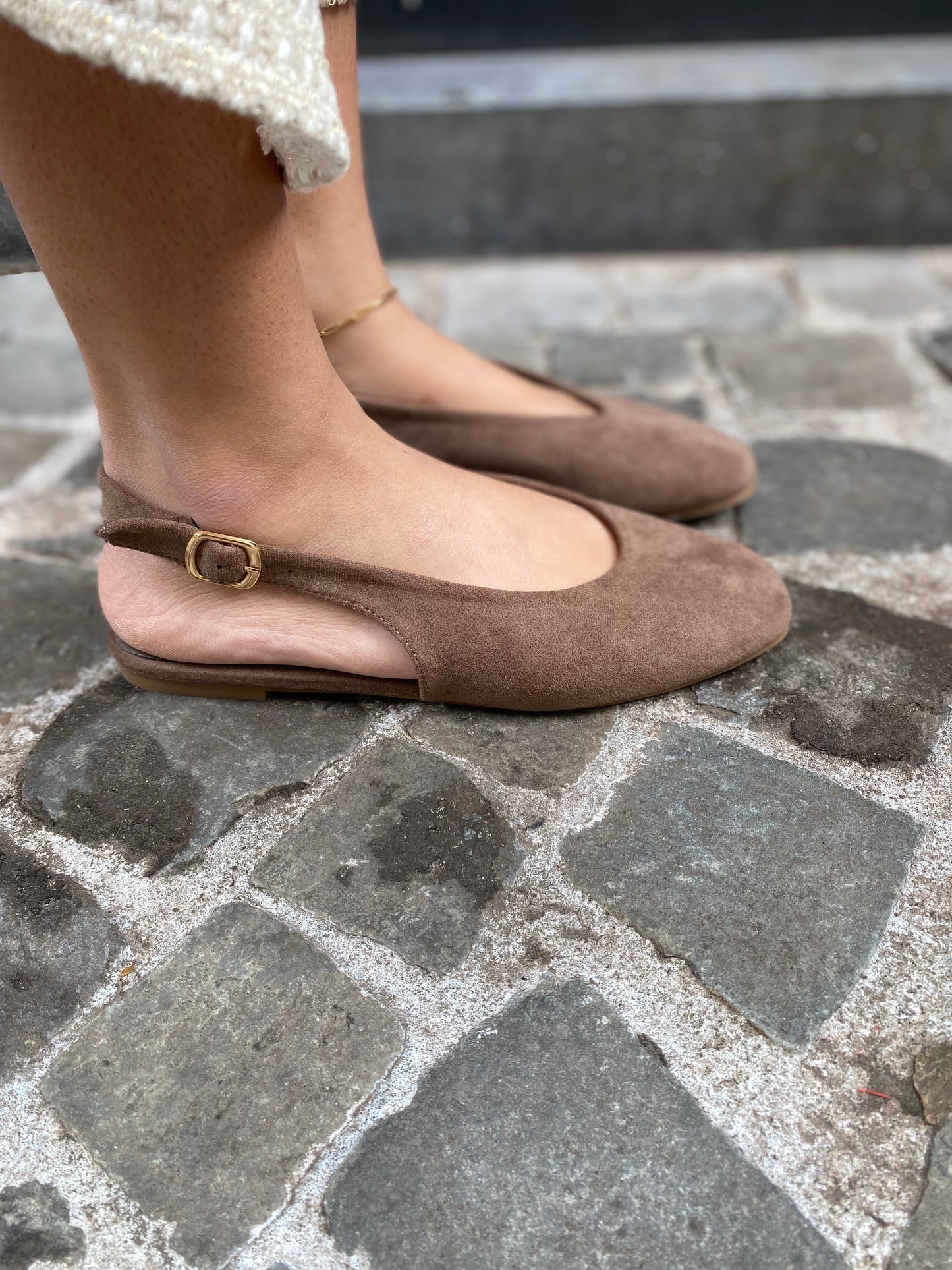 Ballerine ouverte à l'arrière