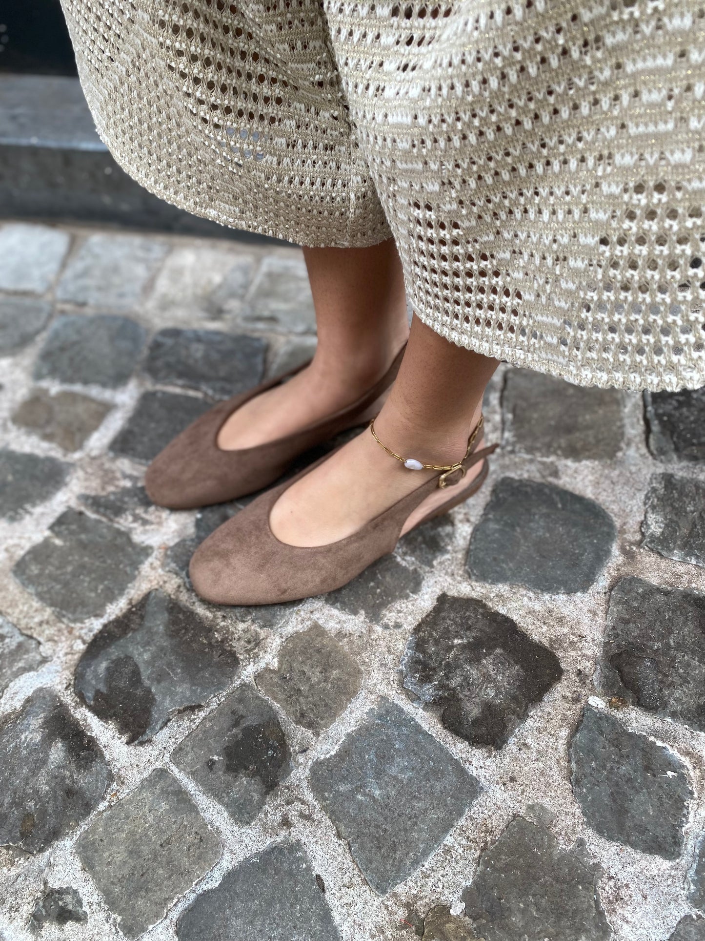Ballerine ouverte à l'arrière