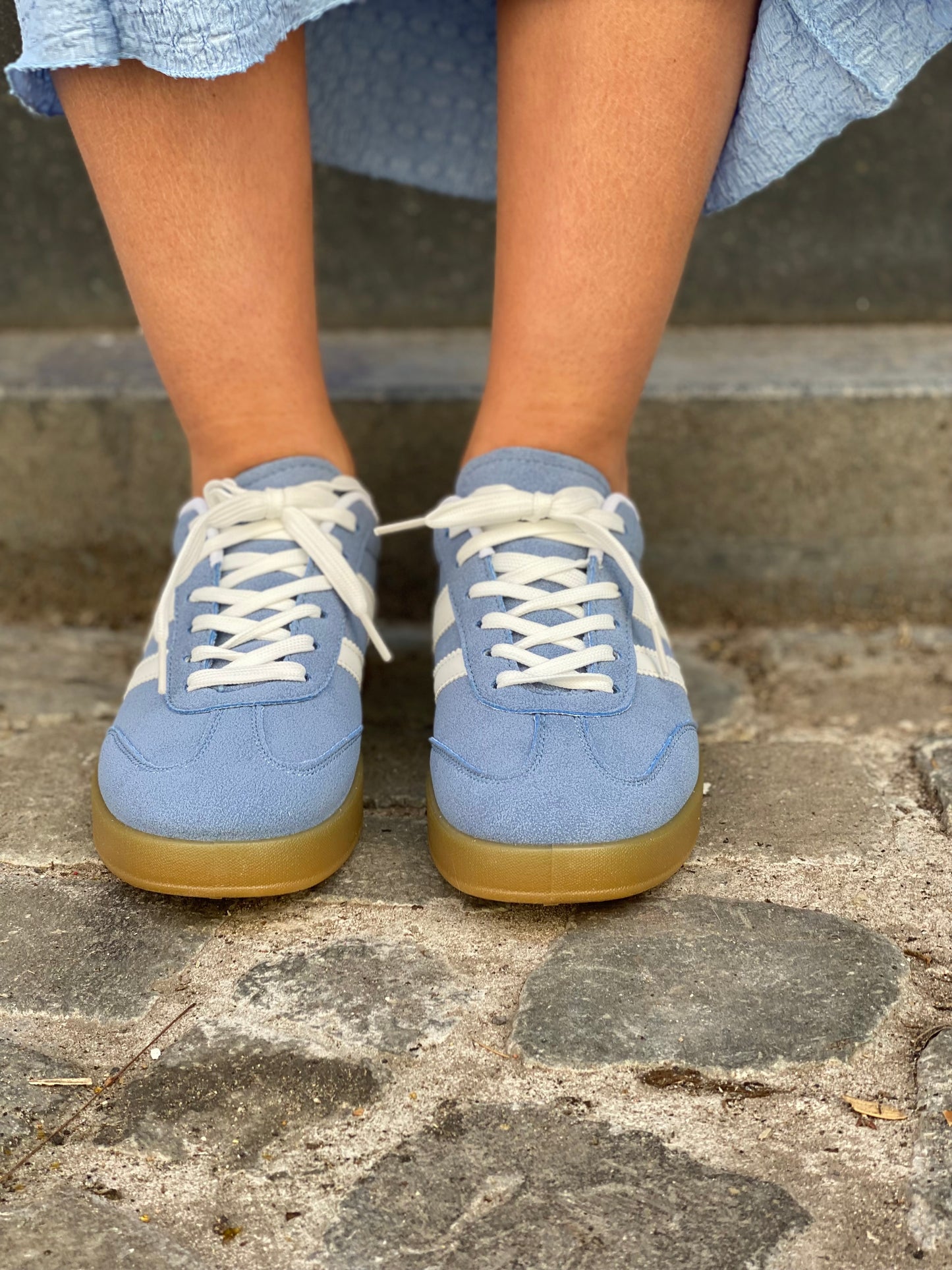 Basket bleu