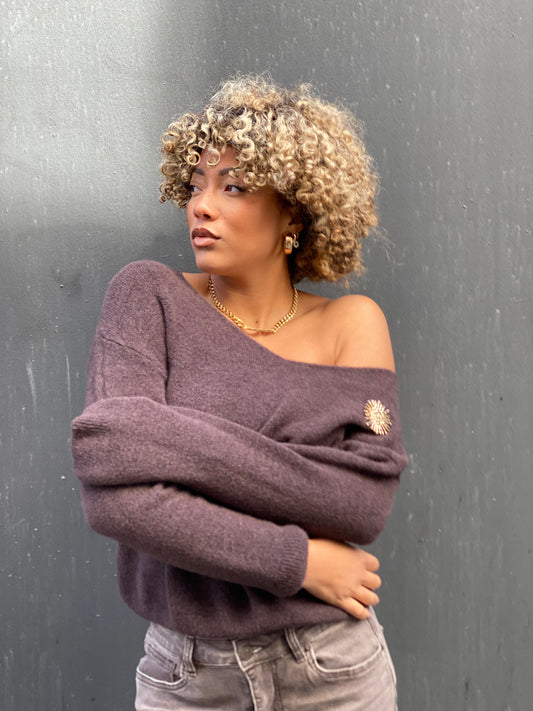 Pull Lara +broche