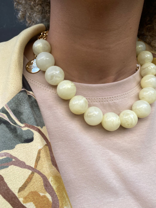 Collier boules
