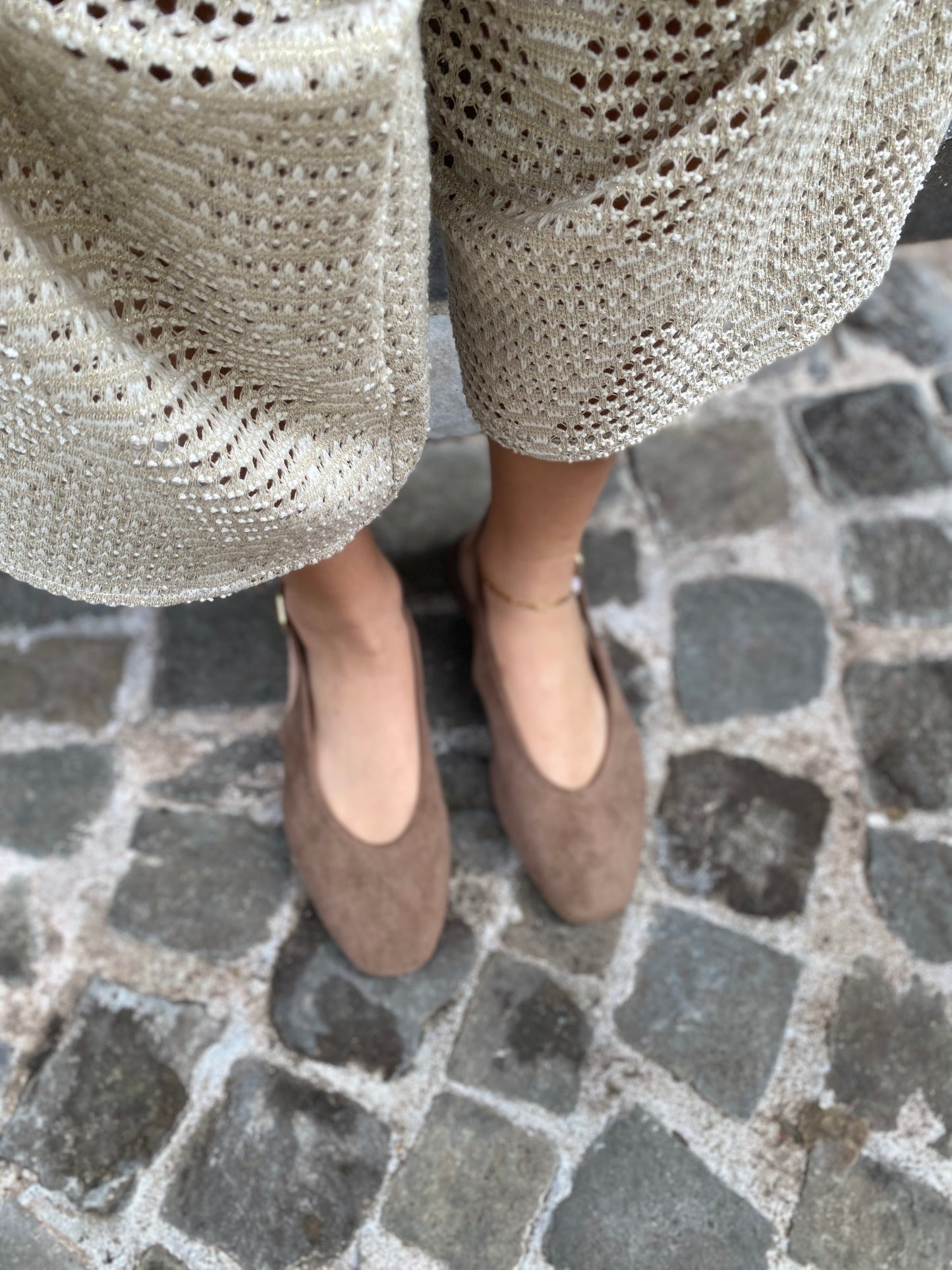 Ballerine ouverte à l'arrière