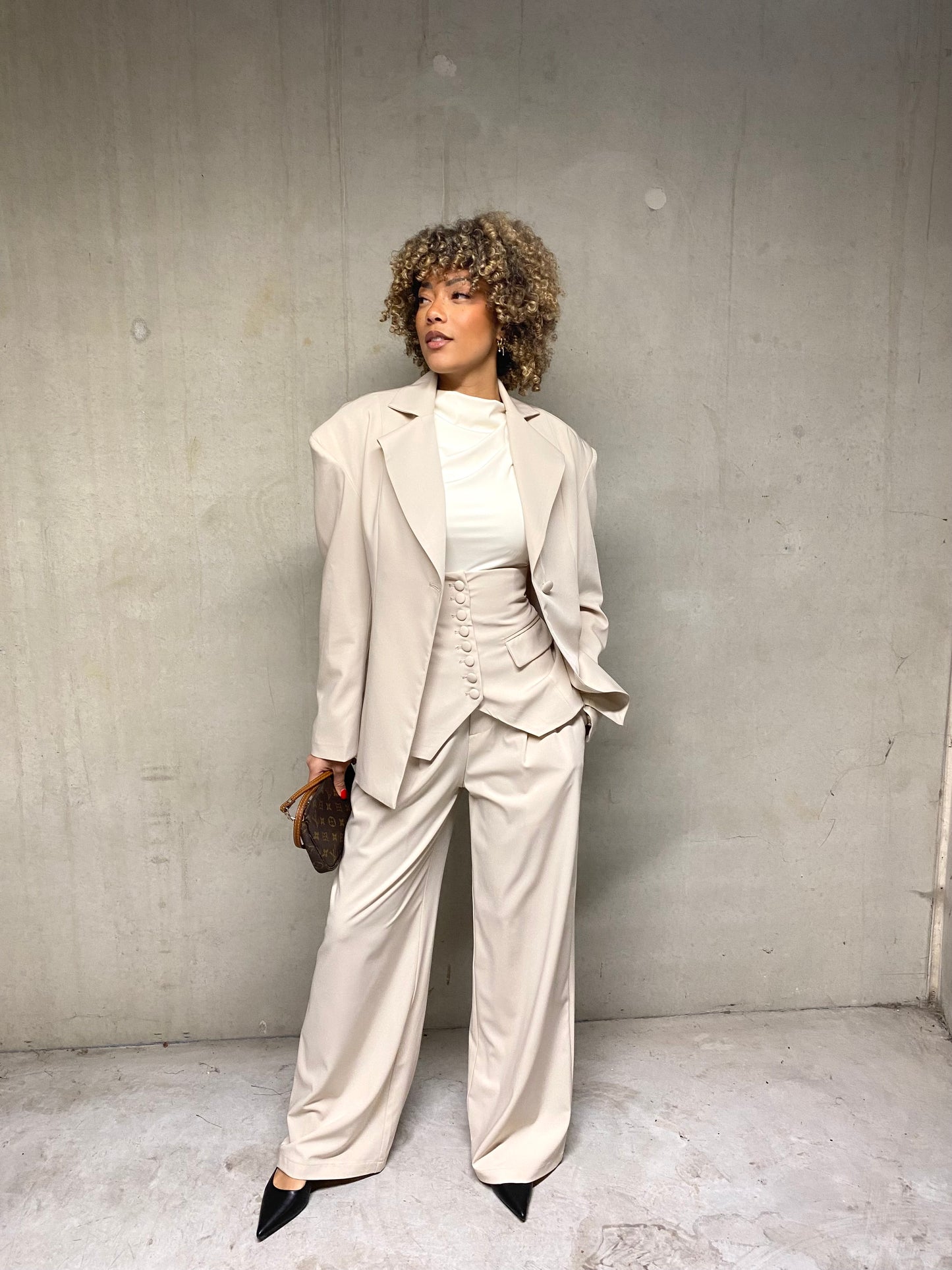 Ensemble tailleur 3 pièces beige Kenza