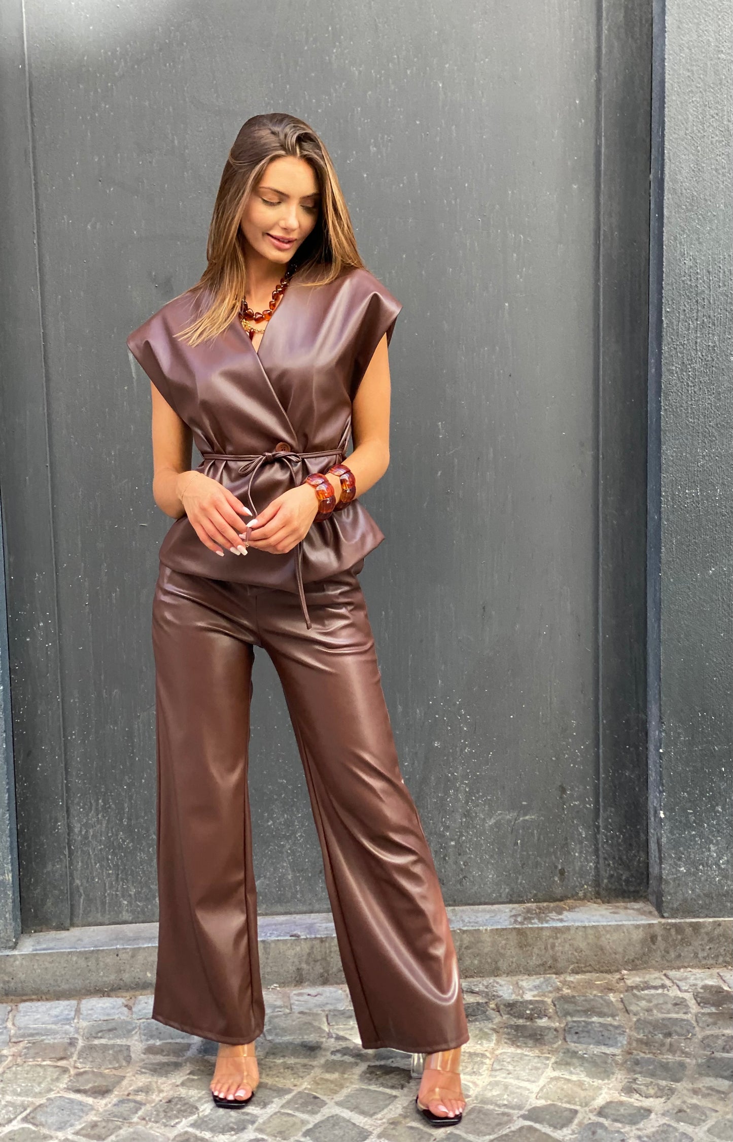 Ensemble, Solange brun