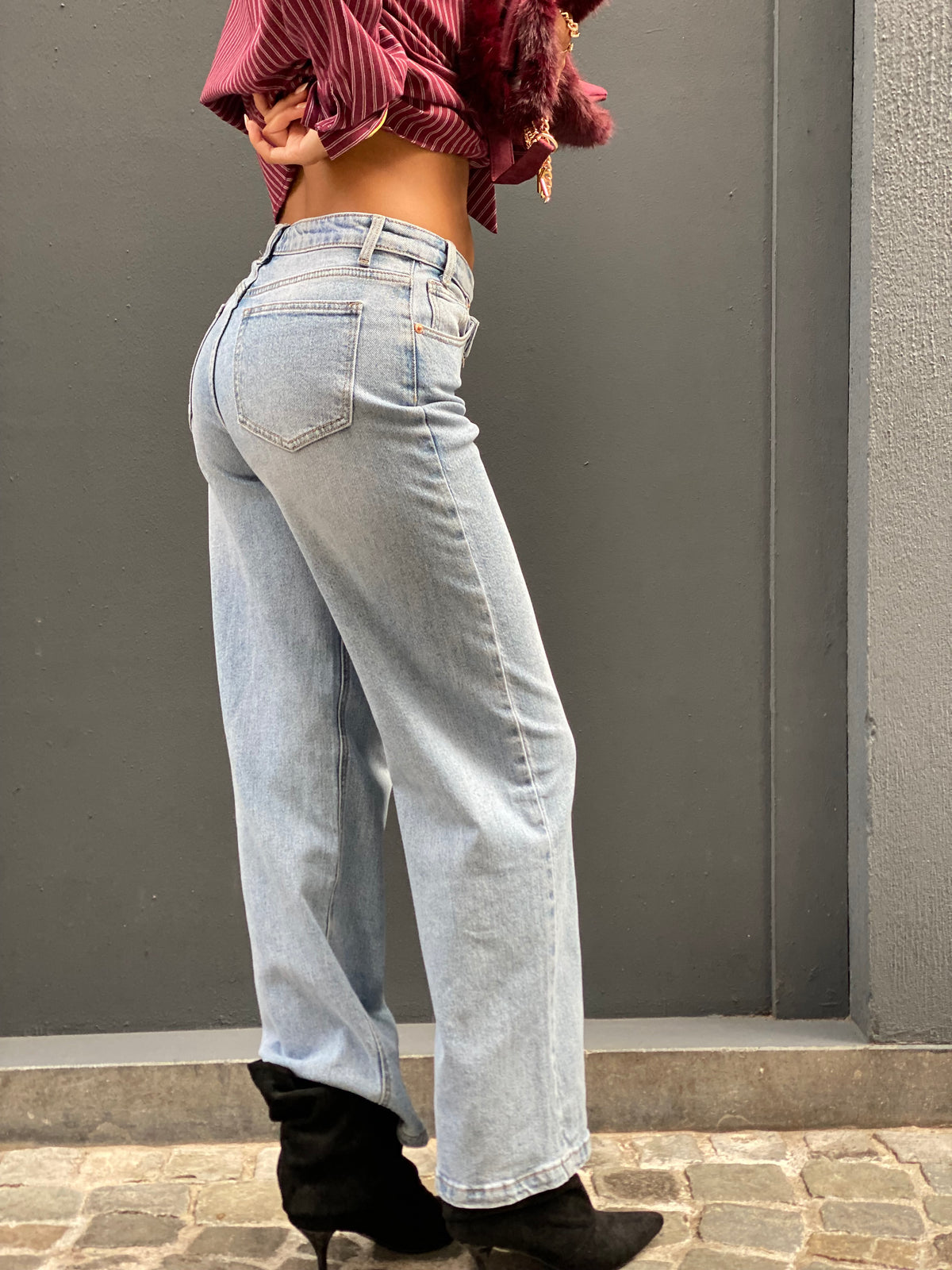 Jean, Karina